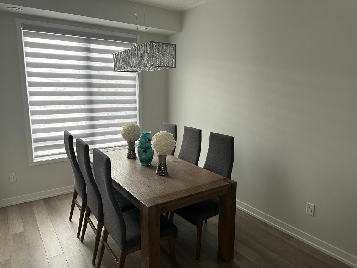 Modern Townhouse, Vaughan, Ontario, Canada المظهر الخارجي الصورة